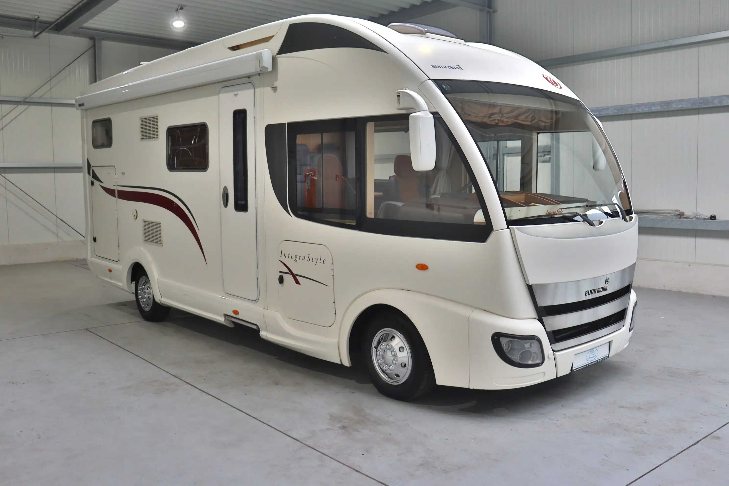 EURAMOBIL Integra Style I 660 HB Wohnmobil gebraucht kaufen